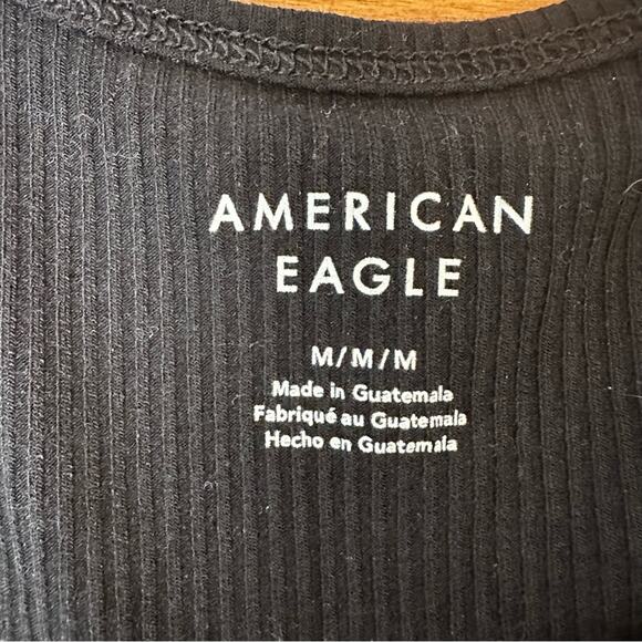 American Eagle AE Cropped Notch Neck Black Tank Top Women’s Size Medium M Basic - Picture 3 of 8